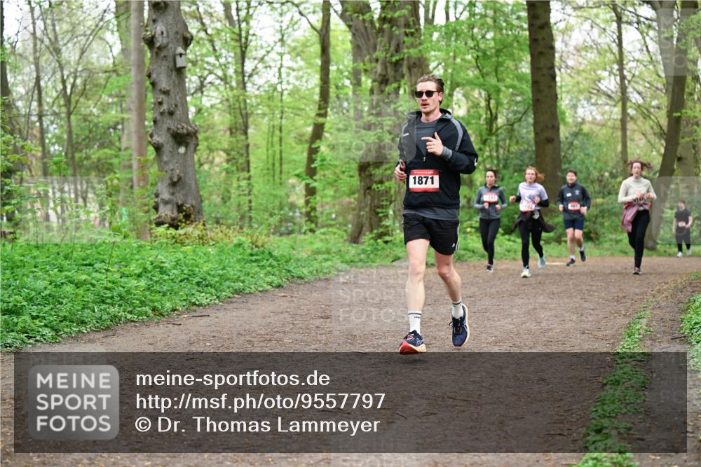 19.04.2026 - Hammer Lauf Dr. Thomas Lammeyer http://msf.ph/oto/9557797 19.04.2026 12:42:36 Laufen 2011, 1871 meine-sportfotos.de