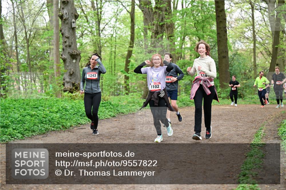 19.04.2026 - Hammer Lauf Dr. Thomas Lammeyer http://msf.ph/oto/9557822 19.04.2026 12:42:41 Laufen 1243, 1102, 881, 116 meine-sportfotos.de