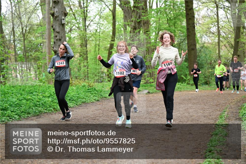 19.04.2026 - Hammer Lauf Dr. Thomas Lammeyer http://msf.ph/oto/9557825 19.04.2026 12:42:41 Laufen 1243, 1102, 881, 1161, 630 meine-sportfotos.de
