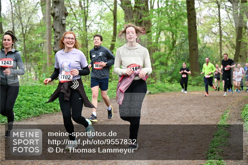 19.04.2026 - Hammer Lauf Dr. Thomas Lammeyer http://msf.ph/oto/9557832 19.04.2026 12:42:42 Laufen 1243, 234, 1102, 881, 161 meine-sportfotos.de