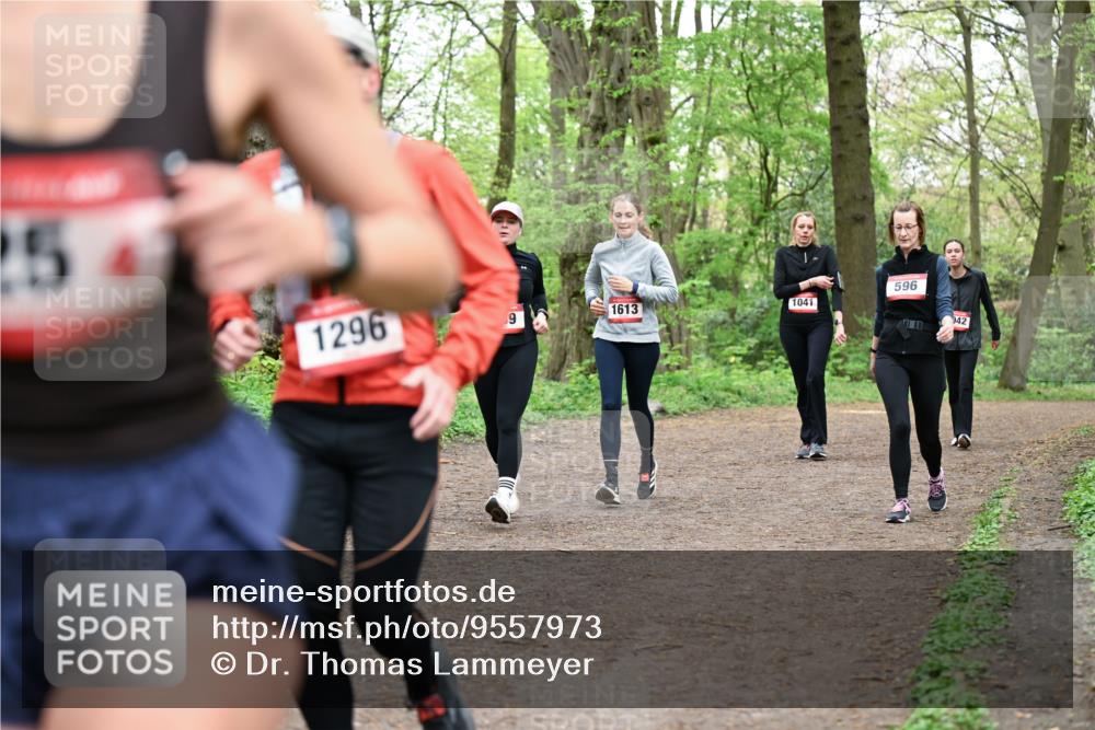 19.04.2026 - Hammer Lauf Dr. Thomas Lammeyer http://msf.ph/oto/9557973 19.04.2026 12:43:05 Laufen 1296, 1613, 1041, 596, 042 meine-sportfotos.de