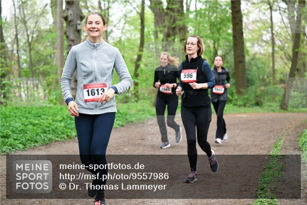 19.04.2026 - Hammer Lauf Dr. Thomas Lammeyer http://msf.ph/oto/9557986 19.04.2026 12:43:08 Laufen 1613, 1041, 596, 1042 meine-sportfotos.de