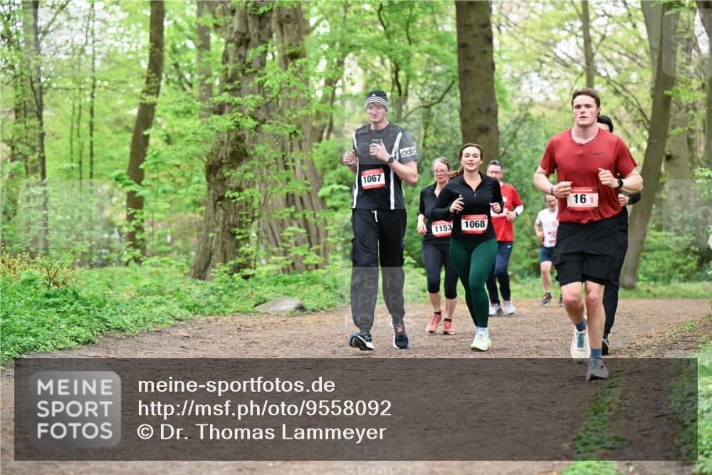 19.04.2026 - Hammer Lauf Dr. Thomas Lammeyer http://msf.ph/oto/9558092 19.04.2026 12:43:38 Laufen 1067, 1153, 1068, 161 meine-sportfotos.de