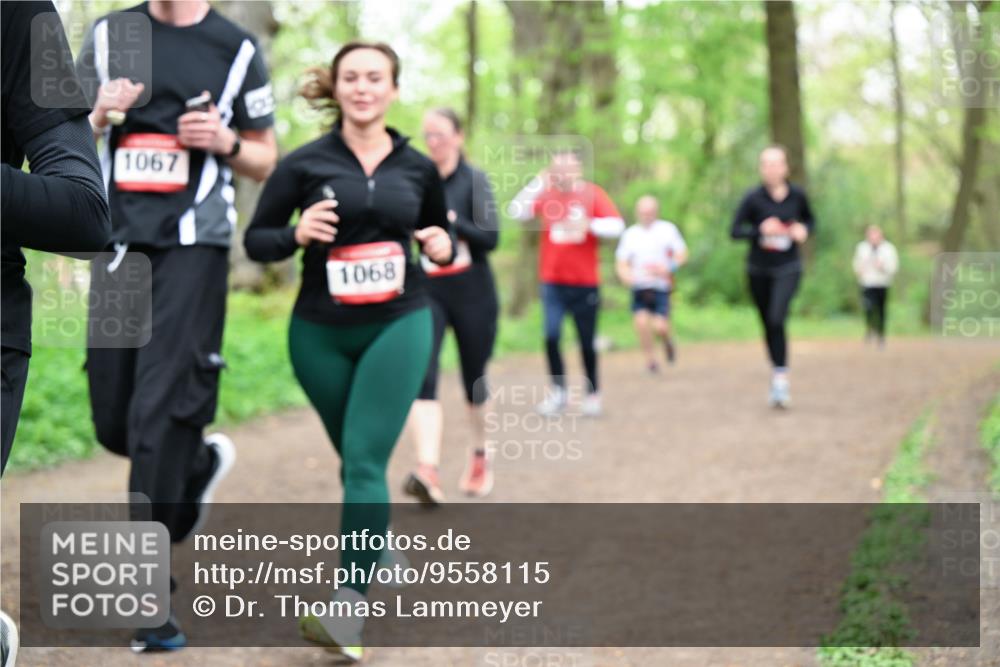 19.04.2026 - Hammer Lauf Dr. Thomas Lammeyer http://msf.ph/oto/9558115 19.04.2026 12:43:42 Laufen 1067, 1068 meine-sportfotos.de