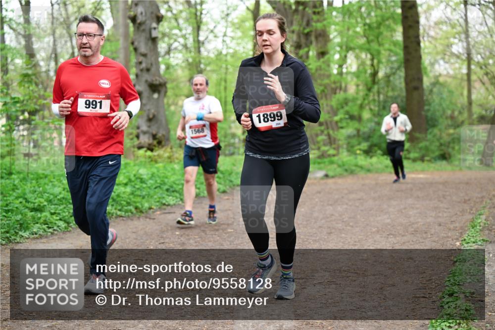 19.04.2026 - Hammer Lauf Dr. Thomas Lammeyer http://msf.ph/oto/9558128 19.04.2026 12:43:45 Laufen 991, 1568, 1899, 284 meine-sportfotos.de