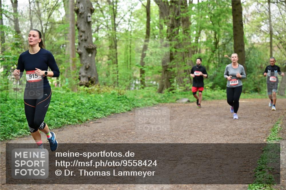 19.04.2026 - Hammer Lauf Dr. Thomas Lammeyer http://msf.ph/oto/9558424 19.04.2026 12:44:38 Laufen 915, 1137, 779 meine-sportfotos.de