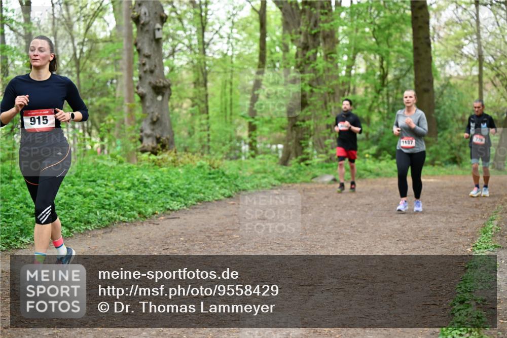 19.04.2026 - Hammer Lauf Dr. Thomas Lammeyer http://msf.ph/oto/9558429 19.04.2026 12:44:38 Laufen 915, 1137, 776 meine-sportfotos.de