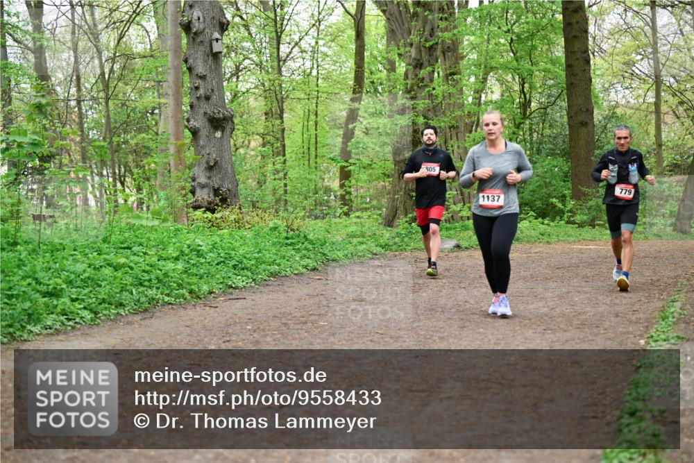 19.04.2026 - Hammer Lauf Dr. Thomas Lammeyer http://msf.ph/oto/9558433 19.04.2026 12:44:39 Laufen 905, 1137, 779 meine-sportfotos.de