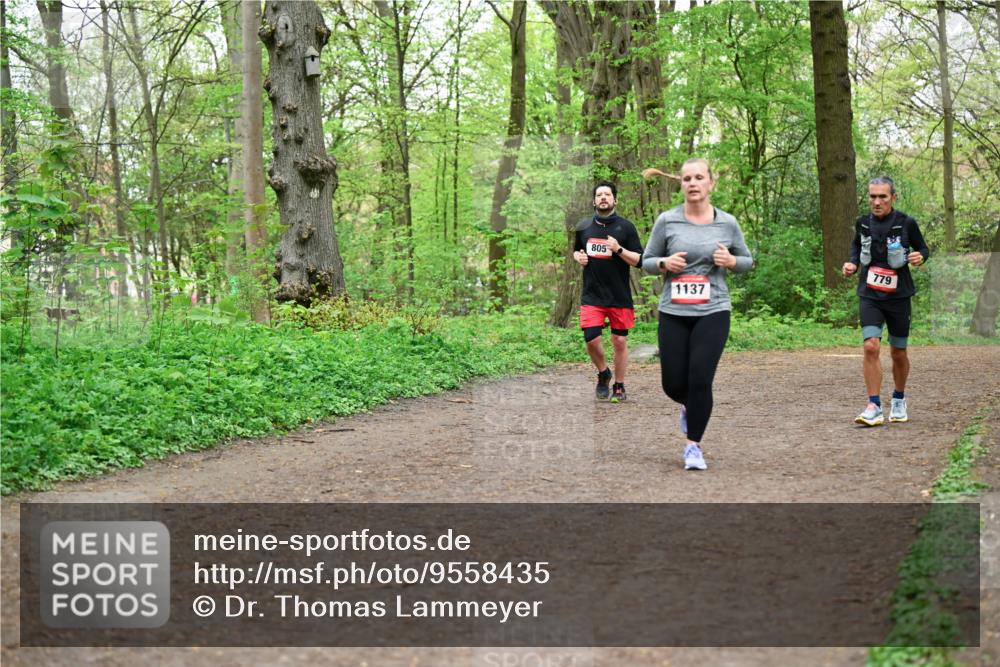 19.04.2026 - Hammer Lauf Dr. Thomas Lammeyer http://msf.ph/oto/9558435 19.04.2026 12:44:39 Laufen 805, 1137, 779 meine-sportfotos.de