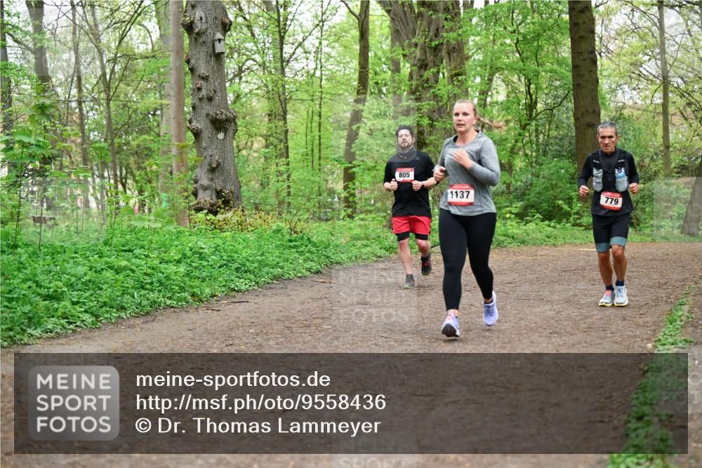19.04.2026 - Hammer Lauf Dr. Thomas Lammeyer http://msf.ph/oto/9558436 19.04.2026 12:44:39 Laufen 805, 1137, 779 meine-sportfotos.de
