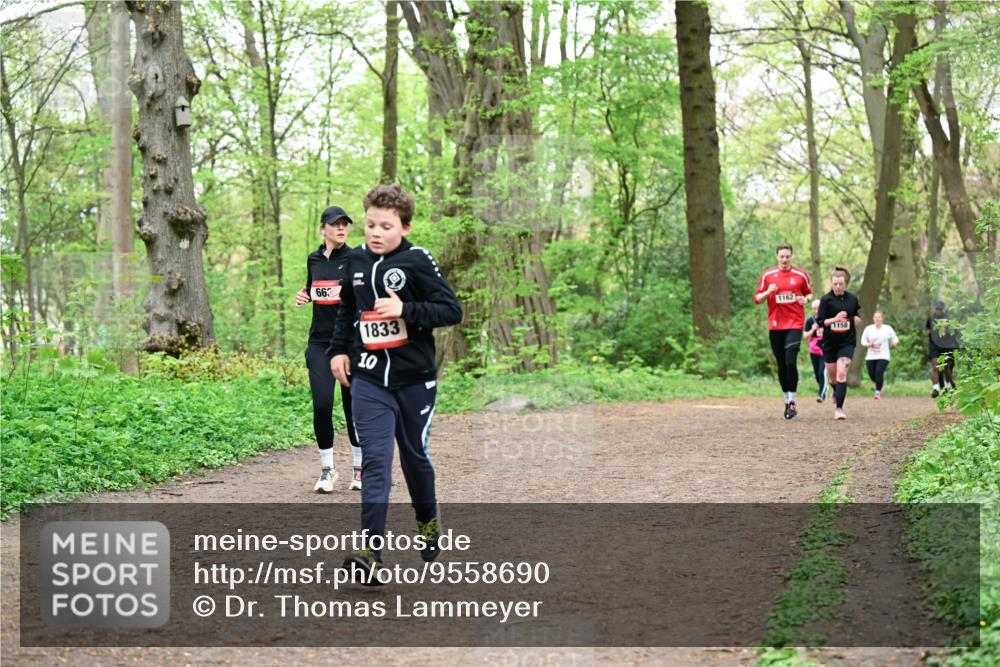 19.04.2026 - Hammer Lauf Dr. Thomas Lammeyer http://msf.ph/oto/9558690 19.04.2026 12:45:35 Laufen 1833, 1162, 1158 meine-sportfotos.de