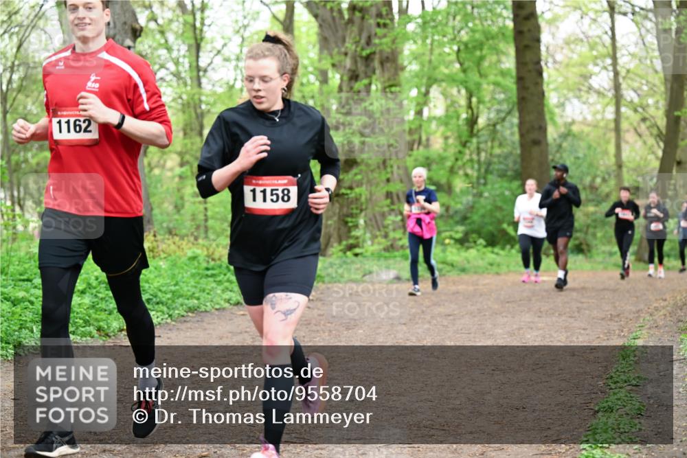 19.04.2026 - Hammer Lauf Dr. Thomas Lammeyer http://msf.ph/oto/9558704 19.04.2026 12:45:40 Laufen 1162, 1158 meine-sportfotos.de