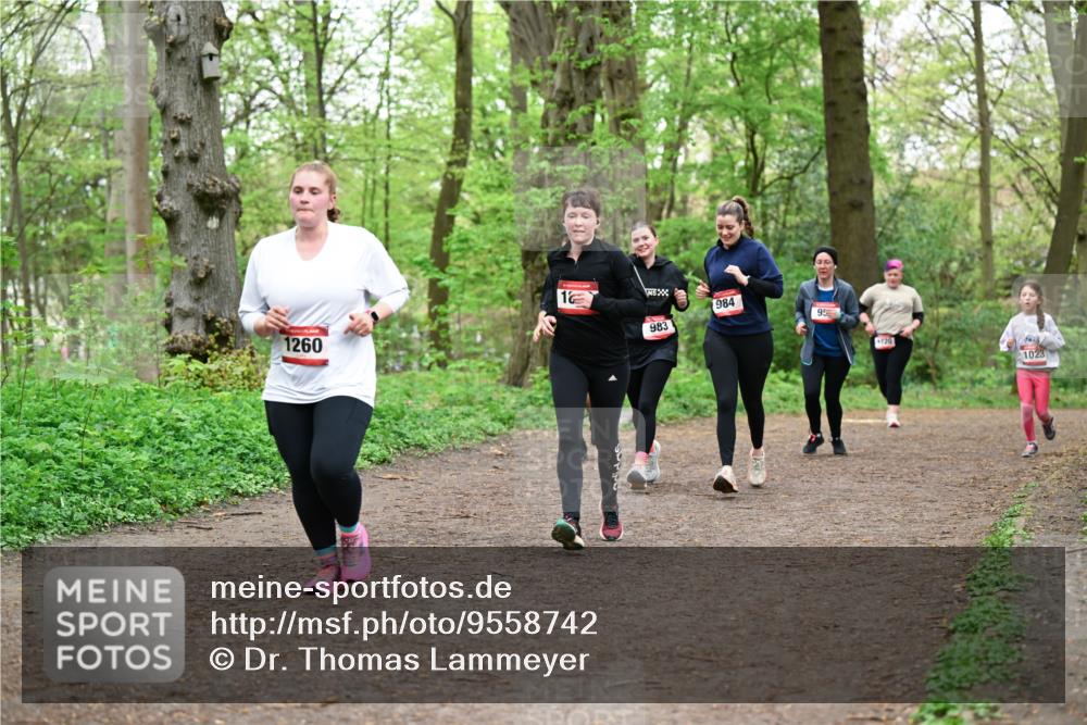 19.04.2026 - Hammer Lauf Dr. Thomas Lammeyer http://msf.ph/oto/9558742 19.04.2026 12:45:46 Laufen 1260, 984, 983, 720, 1023 meine-sportfotos.de
