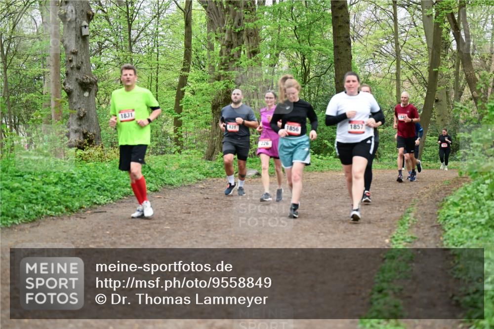19.04.2026 - Hammer Lauf Dr. Thomas Lammeyer http://msf.ph/oto/9558849 19.04.2026 12:46:11 Laufen 1831, 831, 226, 1844, 1857, 1856, 1072 meine-sportfotos.de