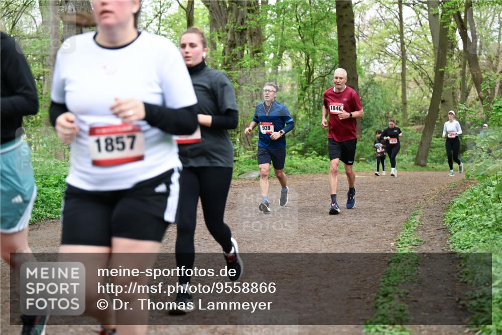 19.04.2026 - Hammer Lauf Dr. Thomas Lammeyer http://msf.ph/oto/9558866 19.04.2026 12:46:15 Laufen 1857, 939, 1846, 1072 meine-sportfotos.de