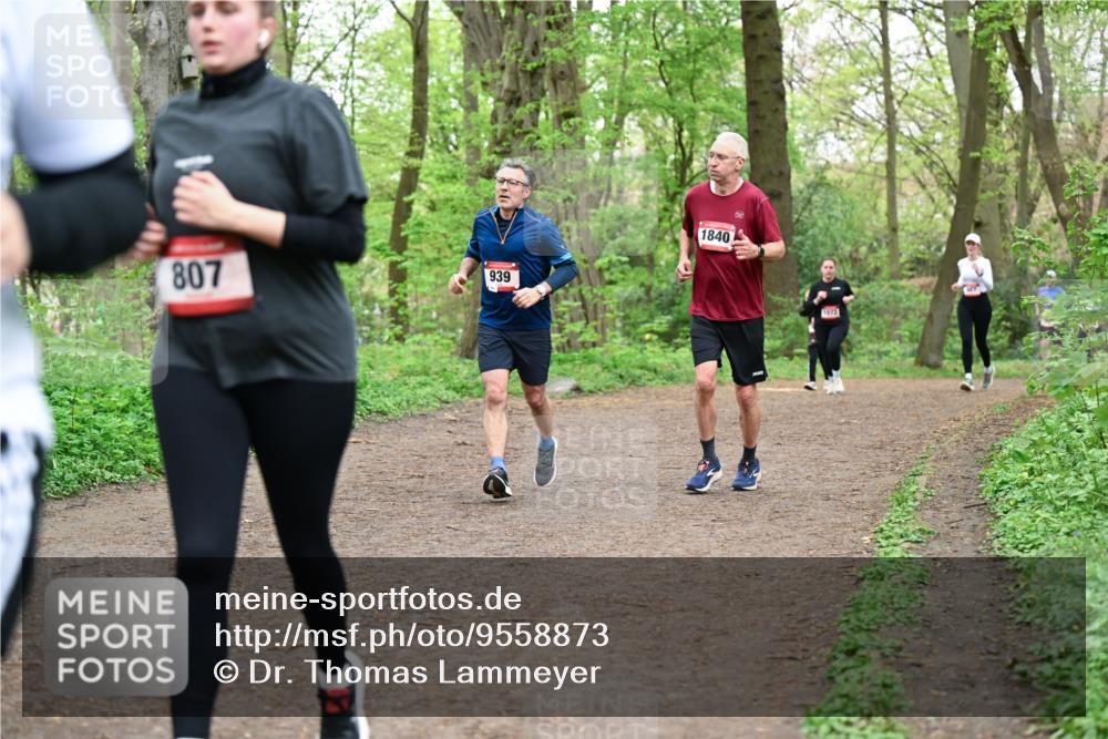 19.04.2026 - Hammer Lauf Dr. Thomas Lammeyer http://msf.ph/oto/9558873 19.04.2026 12:46:15 Laufen 807, 939, 1840, 1072 meine-sportfotos.de
