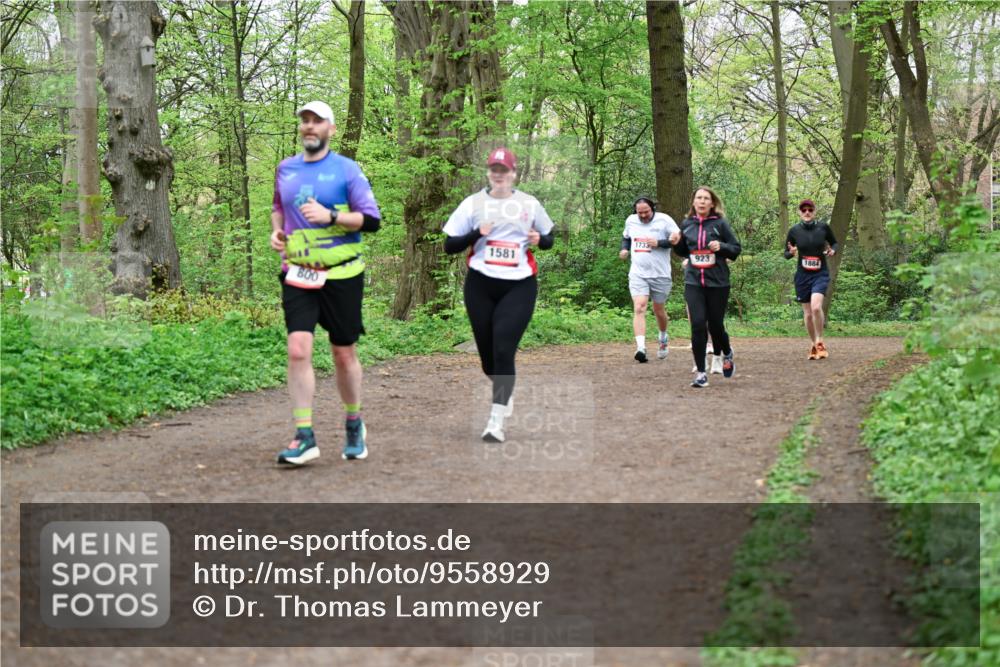 19.04.2026 - Hammer Lauf Dr. Thomas Lammeyer http://msf.ph/oto/9558929 19.04.2026 12:46:27 Laufen 800, 1581, 1733, 923, 1884 meine-sportfotos.de