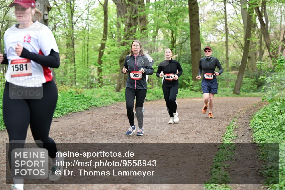 19.04.2026 - Hammer Lauf Dr. Thomas Lammeyer http://msf.ph/oto/9558943 19.04.2026 12:46:30 Laufen 1581, 923, 1824, 1884 meine-sportfotos.de