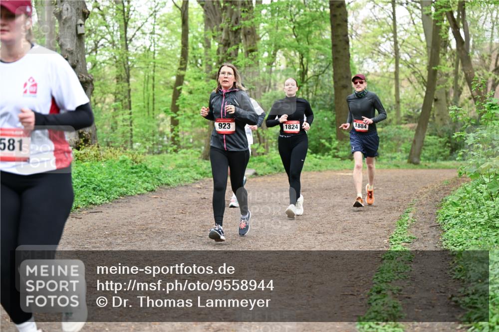 19.04.2026 - Hammer Lauf Dr. Thomas Lammeyer http://msf.ph/oto/9558944 19.04.2026 12:46:30 Laufen 581, 923, 1824, 1884 meine-sportfotos.de