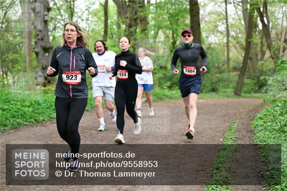 19.04.2026 - Hammer Lauf Dr. Thomas Lammeyer http://msf.ph/oto/9558953 19.04.2026 12:46:31 Laufen 923, 733, 1884, 1824 meine-sportfotos.de