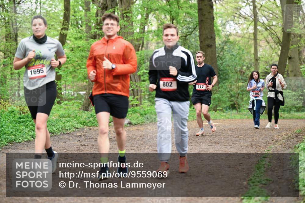 19.04.2026 - Hammer Lauf Dr. Thomas Lammeyer http://msf.ph/oto/9559069 19.04.2026 12:46:52 Laufen 1695, 802, 117, 1592 meine-sportfotos.de
