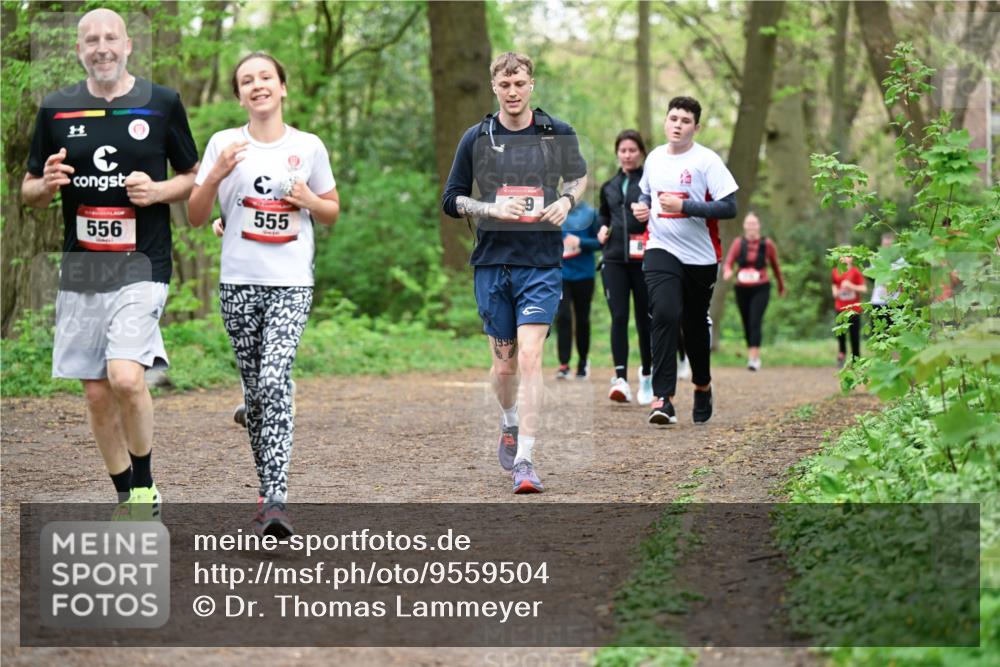 19.04.2026 - Hammer Lauf Dr. Thomas Lammeyer http://msf.ph/oto/9559504 19.04.2026 12:47:56 Laufen 556, 555, 1990 meine-sportfotos.de