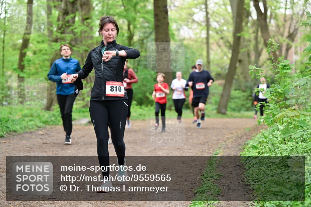 19.04.2026 - Hammer Lauf Dr. Thomas Lammeyer http://msf.ph/oto/9559565 19.04.2026 12:48:02 Laufen 810 meine-sportfotos.de