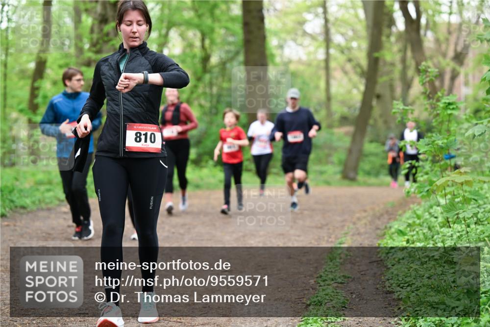 19.04.2026 - Hammer Lauf Dr. Thomas Lammeyer http://msf.ph/oto/9559571 19.04.2026 12:48:03 Laufen 810 meine-sportfotos.de
