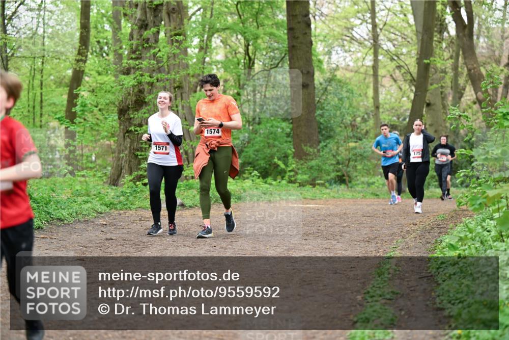 19.04.2026 - Hammer Lauf Dr. Thomas Lammeyer http://msf.ph/oto/9559592 19.04.2026 12:48:06 Laufen 1571, 1574, 1757 meine-sportfotos.de