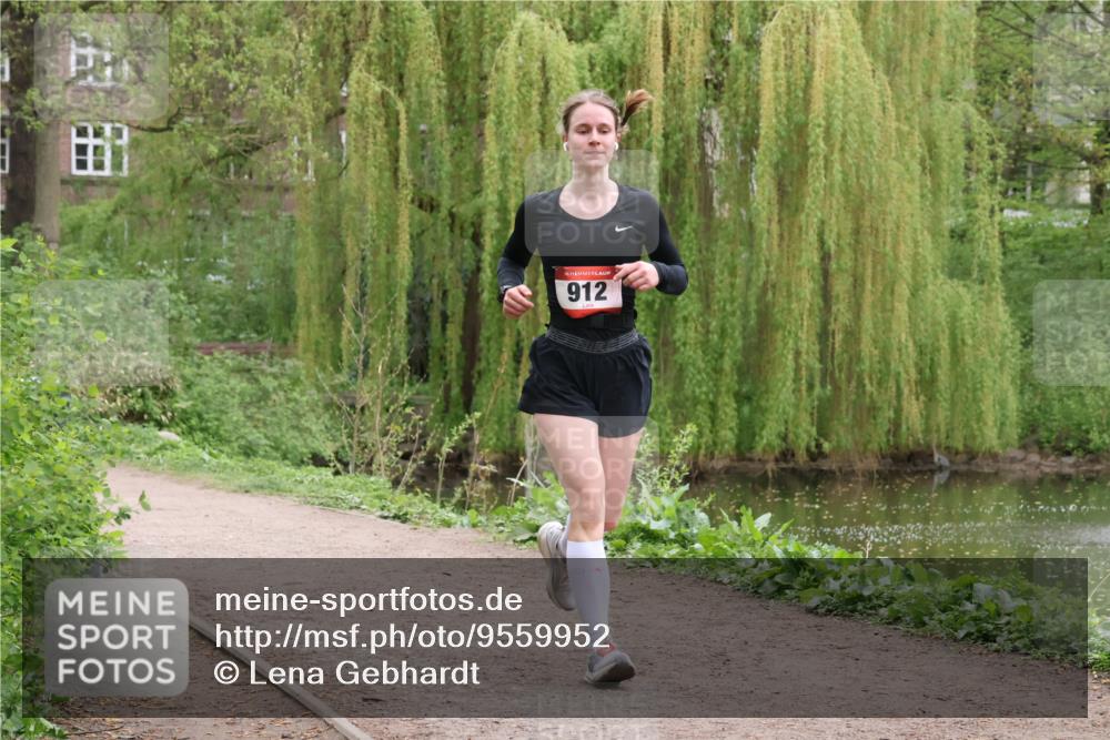 19.04.2026 - Hammer Lauf Lena Gebhardt http://msf.ph/oto/9559952 19.04.2026 12:27:20 Laufen 16, 912 meine-sportfotos.de