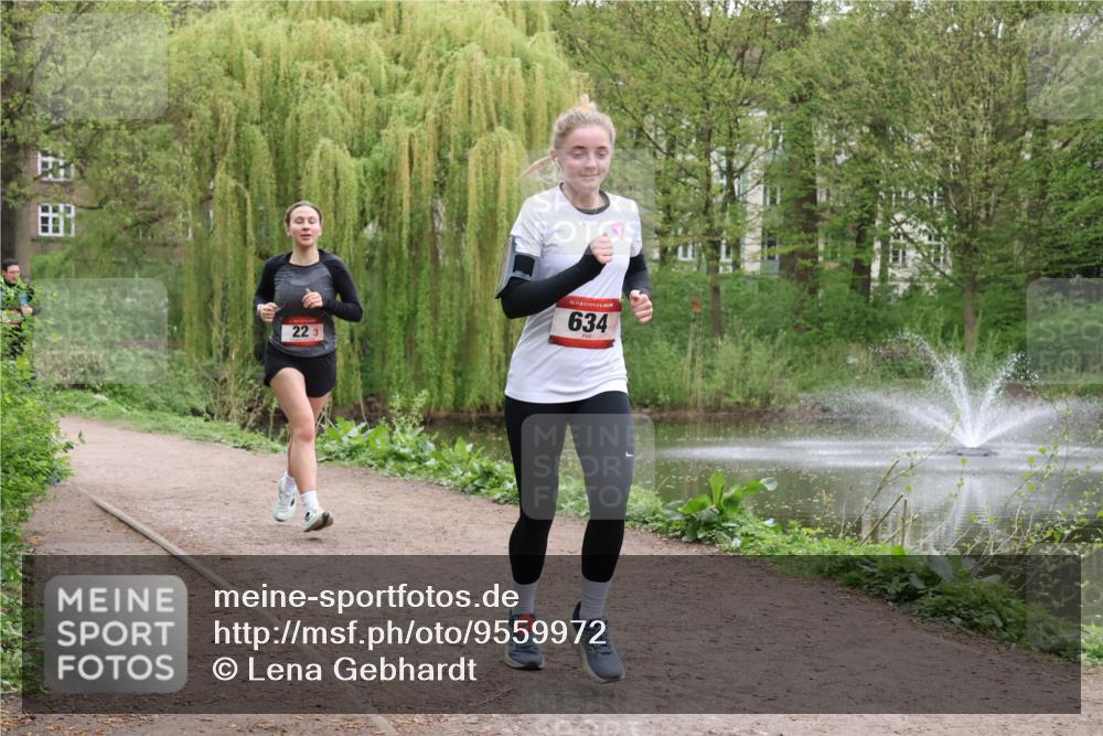 19.04.2026 - Hammer Lauf Lena Gebhardt http://msf.ph/oto/9559972 19.04.2026 12:28:52 Laufen 22, 3, 16, 634 meine-sportfotos.de