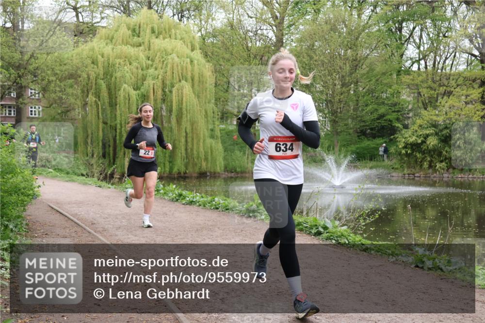 19.04.2026 - Hammer Lauf Lena Gebhardt http://msf.ph/oto/9559973 19.04.2026 12:28:53 Laufen 22, 3, 16, 634 meine-sportfotos.de