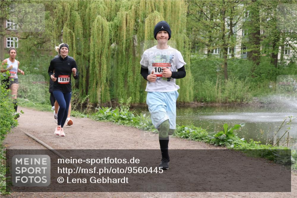 19.04.2026 - Hammer Lauf Lena Gebhardt http://msf.ph/oto/9560445 19.04.2026 12:39:03 Laufen 930, 1874, 16, 10 meine-sportfotos.de