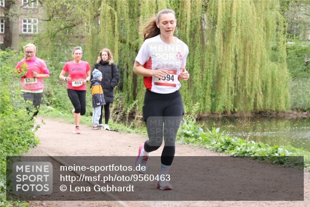 19.04.2026 - Hammer Lauf Lena Gebhardt http://msf.ph/oto/9560463 19.04.2026 12:39:21 Laufen 12, 3, 451, 594 meine-sportfotos.de