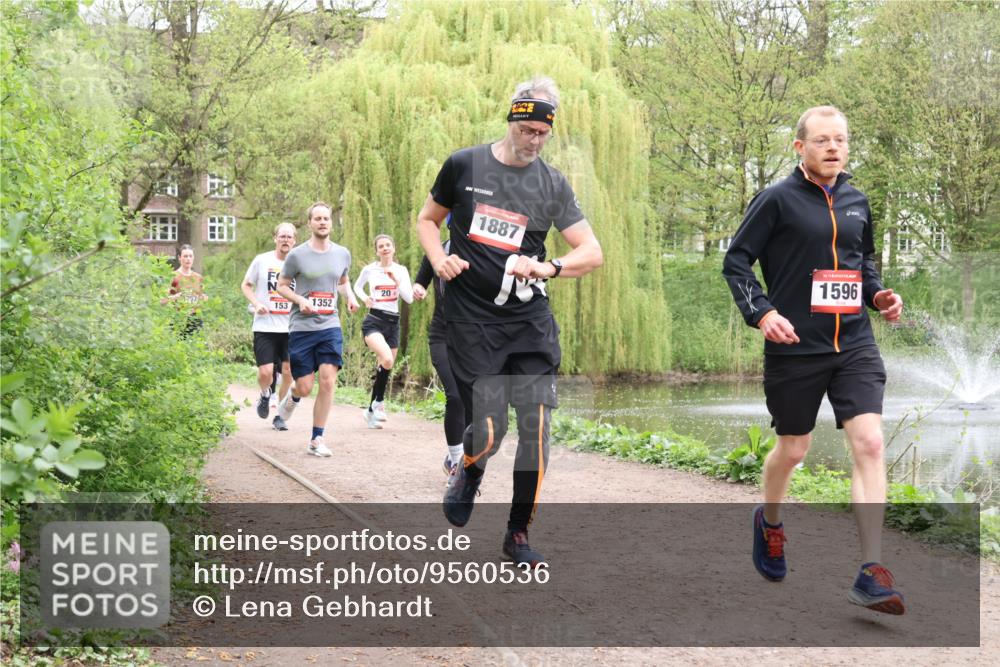 19.04.2026 - Hammer Lauf Lena Gebhardt http://msf.ph/oto/9560536 19.04.2026 12:40:25 Laufen 153, 1352, 204, 1887, 16, 1596 meine-sportfotos.de
