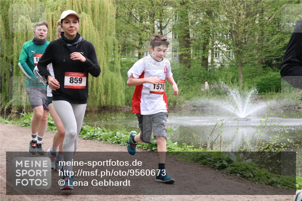 19.04.2026 - Hammer Lauf Lena Gebhardt http://msf.ph/oto/9560673 19.04.2026 12:42:26 Laufen 16, 1, 16, 859, 1570 meine-sportfotos.de