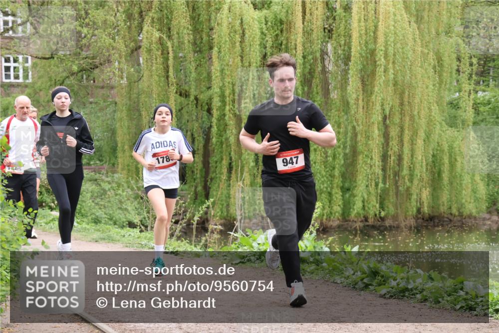 19.04.2026 - Hammer Lauf Lena Gebhardt http://msf.ph/oto/9560754 19.04.2026 12:43:15 Laufen 1585, 178, 16, 947 meine-sportfotos.de