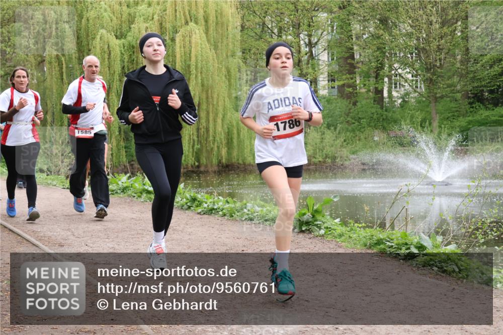 19.04.2026 - Hammer Lauf Lena Gebhardt http://msf.ph/oto/9560761 19.04.2026 12:43:18 Laufen 1585, 16, 1786 meine-sportfotos.de