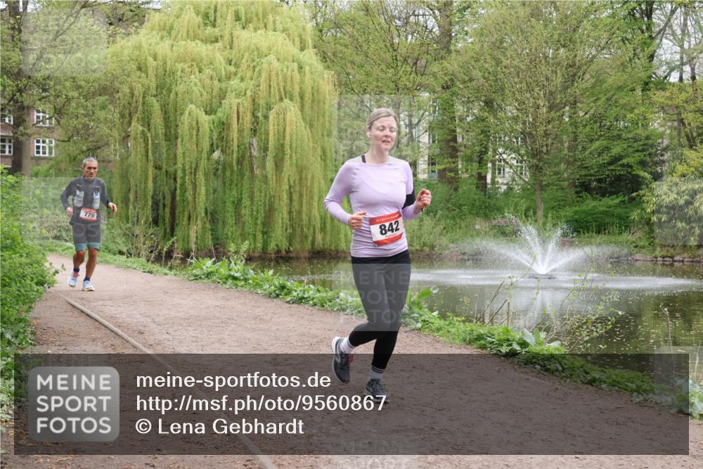 19.04.2026 - Hammer Lauf Lena Gebhardt http://msf.ph/oto/9560867 19.04.2026 12:45:02 Laufen 779, 16, 842 meine-sportfotos.de