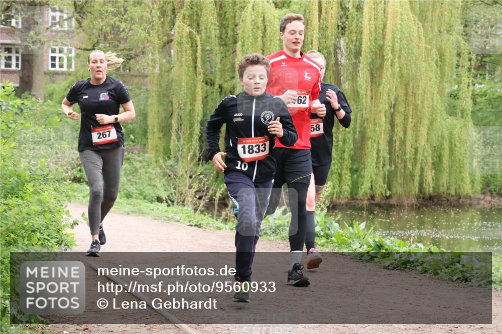 19.04.2026 - Hammer Lauf Lena Gebhardt http://msf.ph/oto/9560933 19.04.2026 12:46:05 Laufen 267, 62, 16, 1833, 10, 58 meine-sportfotos.de