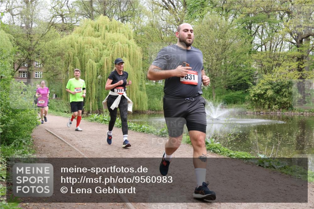 19.04.2026 - Hammer Lauf Lena Gebhardt http://msf.ph/oto/9560983 19.04.2026 12:46:44 Laufen 226, 1831, 719, 831 meine-sportfotos.de