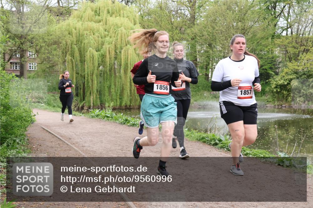 19.04.2026 - Hammer Lauf Lena Gebhardt http://msf.ph/oto/9560996 19.04.2026 12:46:50 Laufen 1072, 1856, 16, 1857 meine-sportfotos.de