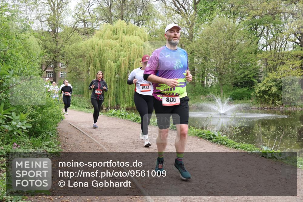 19.04.2026 - Hammer Lauf Lena Gebhardt http://msf.ph/oto/9561009 19.04.2026 12:47:03 Laufen 923, 1581, 800 meine-sportfotos.de