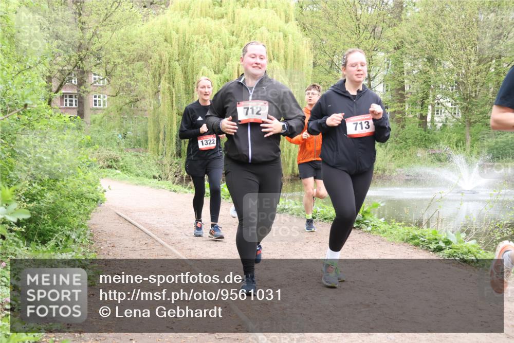 19.04.2026 - Hammer Lauf Lena Gebhardt http://msf.ph/oto/9561031 19.04.2026 12:47:20 Laufen 1322, 712, 713 meine-sportfotos.de