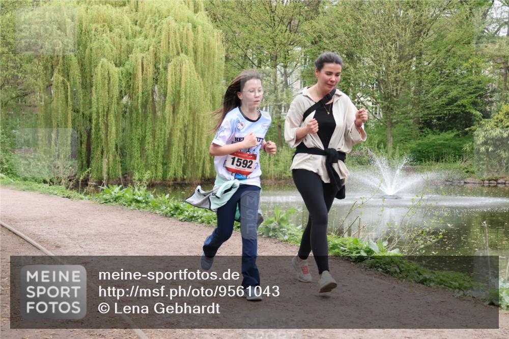 19.04.2026 - Hammer Lauf Lena Gebhardt http://msf.ph/oto/9561043 19.04.2026 12:47:31 Laufen 15921 meine-sportfotos.de
