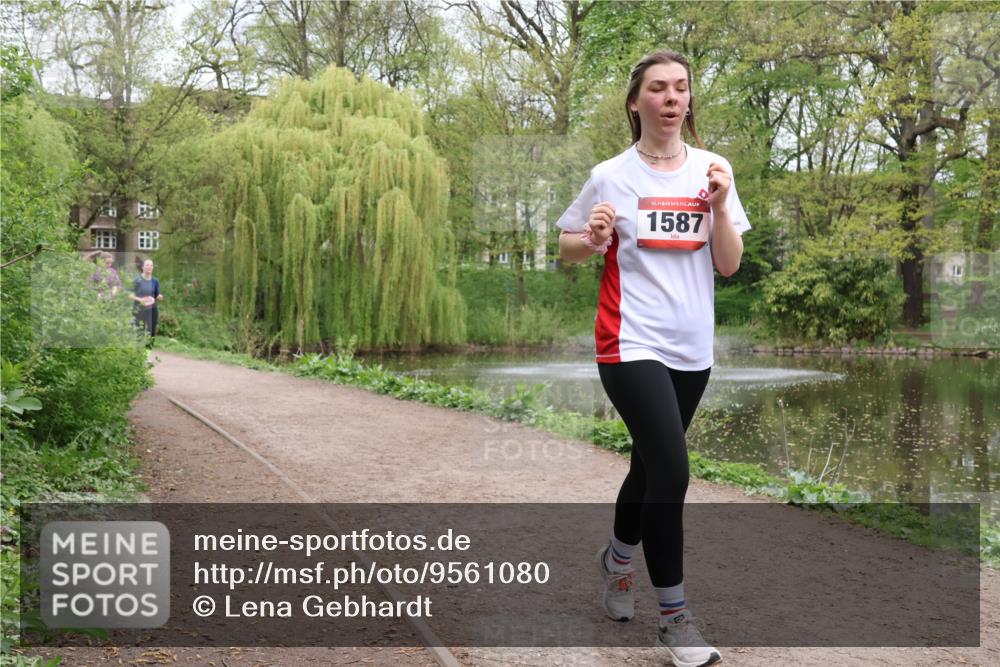 19.04.2026 - Hammer Lauf Lena Gebhardt http://msf.ph/oto/9561080 19.04.2026 12:48:08 Laufen 16, 1587 meine-sportfotos.de