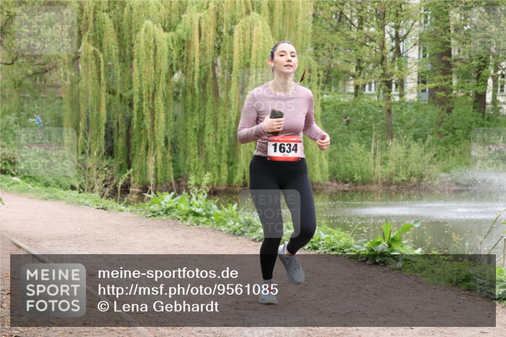 19.04.2026 - Hammer Lauf Lena Gebhardt http://msf.ph/oto/9561085 19.04.2026 12:48:14 Laufen 16, 1634 meine-sportfotos.de