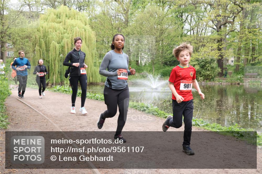 19.04.2026 - Hammer Lauf Lena Gebhardt http://msf.ph/oto/9561107 19.04.2026 12:48:39 Laufen 972, 973, 810, 069, 16, 981 meine-sportfotos.de