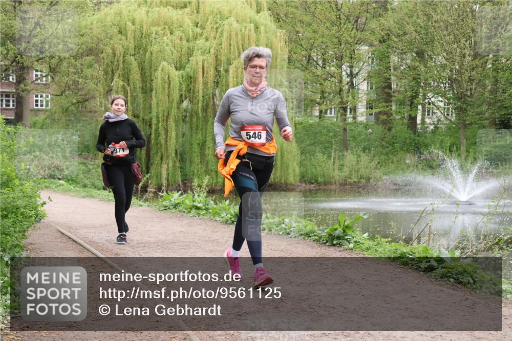 19.04.2026 - Hammer Lauf Lena Gebhardt http://msf.ph/oto/9561125 19.04.2026 12:48:56 Laufen 371, 16, 546 meine-sportfotos.de