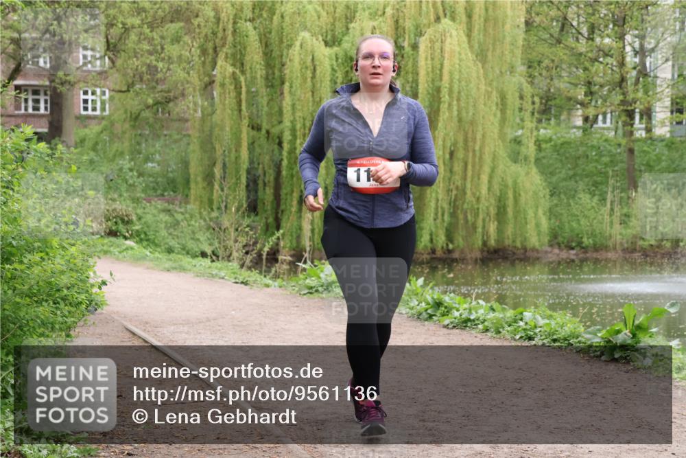 19.04.2026 - Hammer Lauf Lena Gebhardt http://msf.ph/oto/9561136 19.04.2026 12:49:09 Laufen 16, 11 meine-sportfotos.de